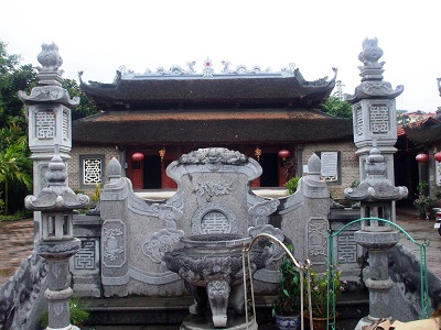 Đền Mẫu Lào Cai
