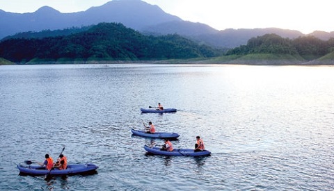 Hồ Cửa Đạt
