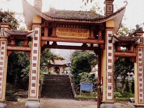 Hồ Cửa Đạt