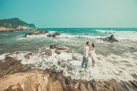 Ảnh cưới Quỳnh Nga trên đảo Quan Lạn