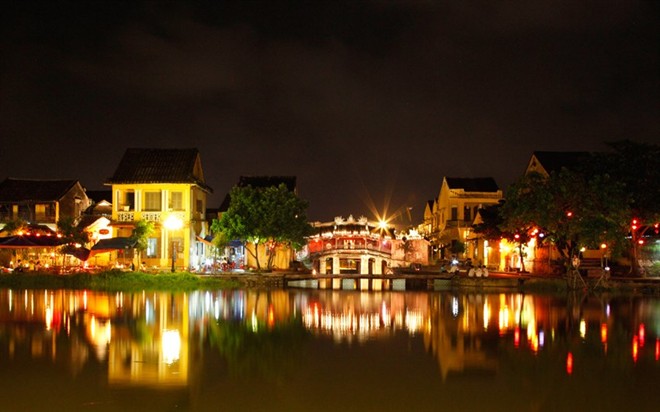 Top 10 điểm du lịch hấp dẫn nhất Việt Nam