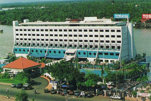 Khách sạn nổi Sài Gòn