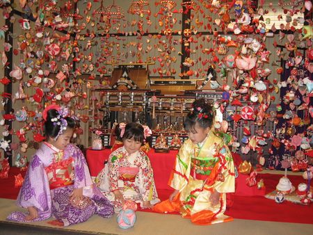 Độc đáo lễ hội búp bê khi đi du lịch Nhật Bản 