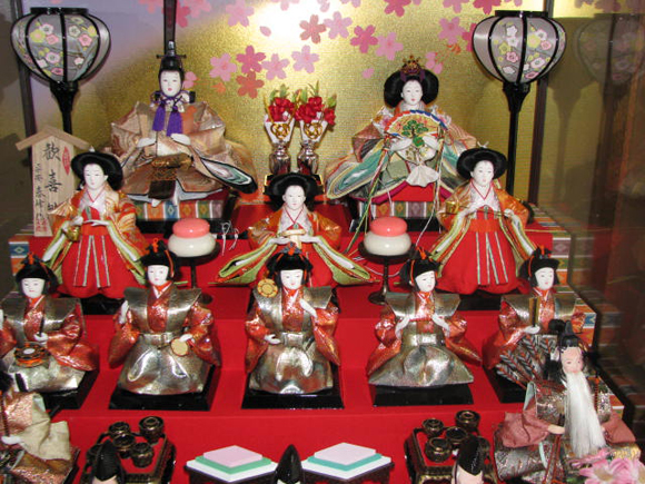 Độc đáo lễ hội búp bê khi đi du lịch Nhật Bản 