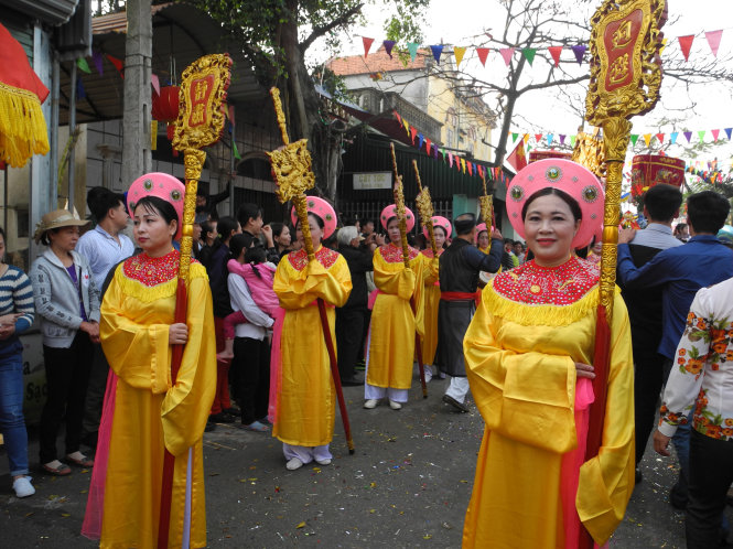 Độc đáo lễ hội 'rước người' tại Quảng Ninh