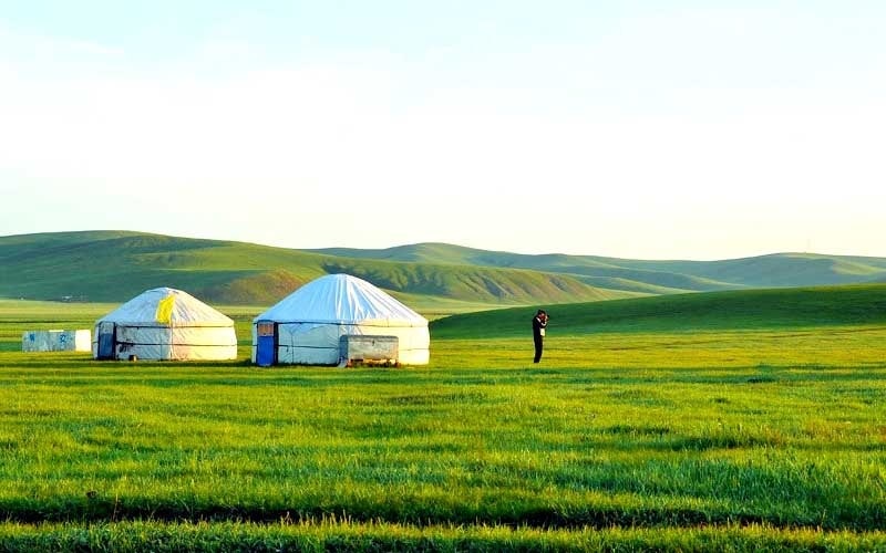 Mông Cổ nổi tiếng với những vùng đất thảo nguyên xanh