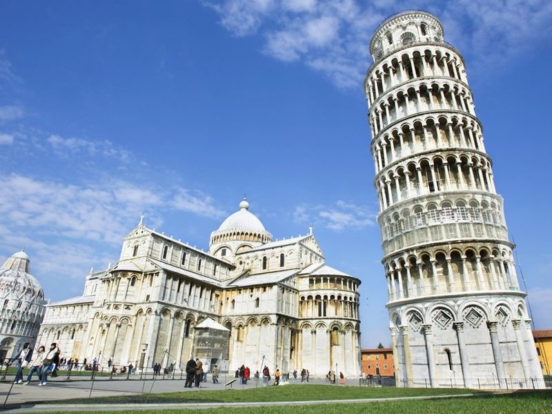 Tháp nghiêng là biểu tượng của nước Ý