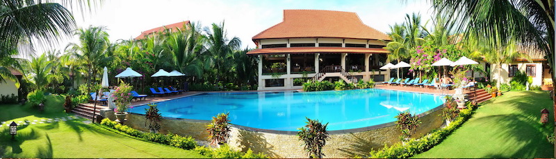 Resort ngập nắng xứ biển Sunny Beach là nơi để bạn thỏa sức “vẫy vùng” nơi đại dương Phan Thiết