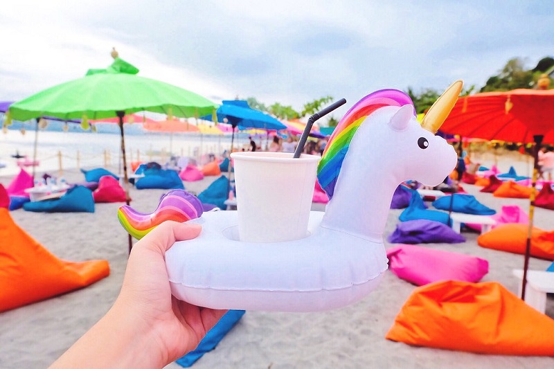 Inflatable Island