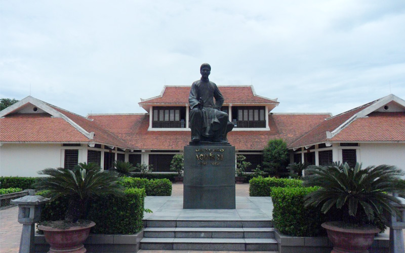 Khu lưu niệm Nguyễn Du – điểm nhấn của du lịch Hà Tĩnh