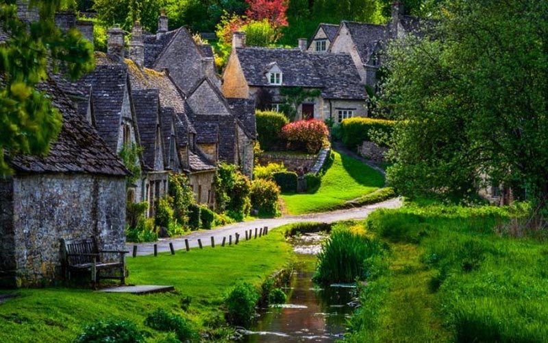 Làng cổ Bibury nước Anh