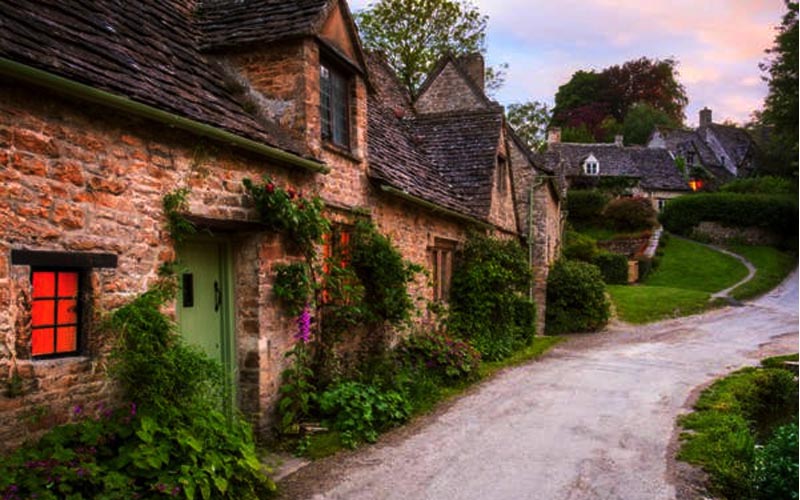 Làng cổ Bibury nước Anh