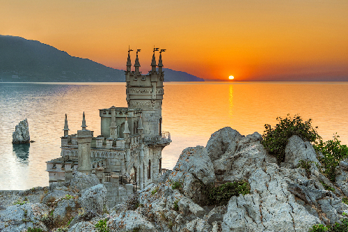 Lâu đài Swallow’s Nest 