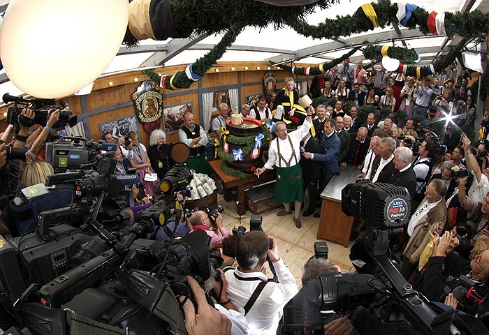 lễ hội bia Oktoberfest