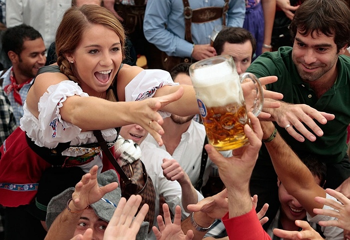 lễ hội bia Oktoberfest