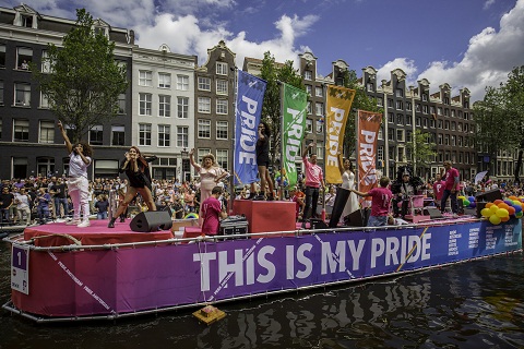Lễ hội diễn ra với mục đích tưởng nhớ cuộc bạo động Stonewall 