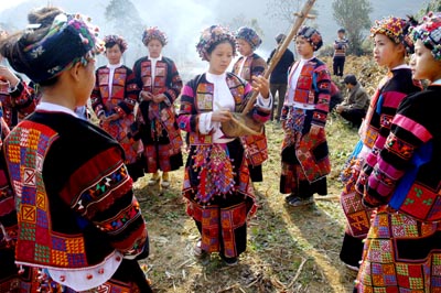 Mộc mạc v&agrave; đầy sức sống với Tết của người L&ocirc; L&ocirc; 