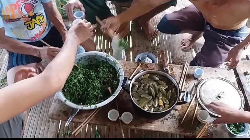 Hiếm lạ món "cá nhảy tanh tách" của đồng bào dân tộc Thái