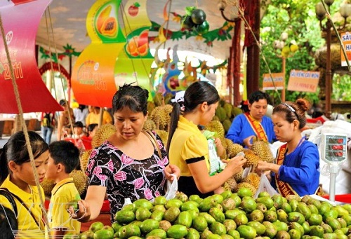 Lễ hội L&aacute;i Thi&ecirc;u m&ugrave;a tr&aacute;i ch&iacute;n năm 2013