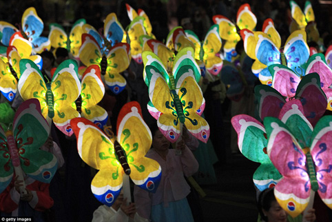 Lễ Phật Đản rực rỡ ở Seoul