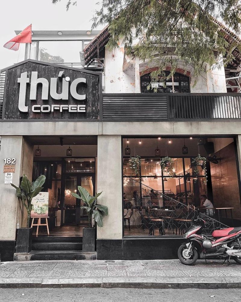 quán cà phê tụ tập xuyên đêm ở Sài Gòn