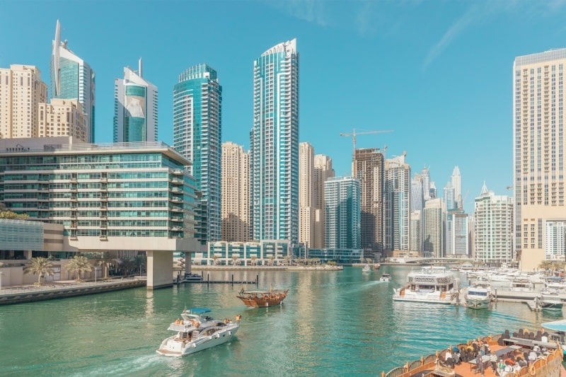 Những góc khuất sau sự hào nhoáng ở Dubai