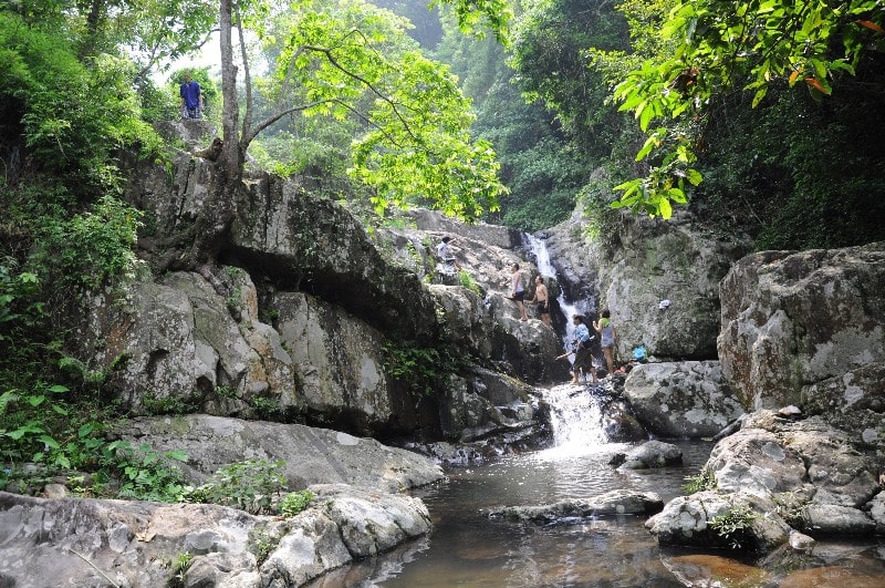 Giải nhiệt mùa hè với khu du lịch sinh thái Suối Mỡ - Bắc Giang