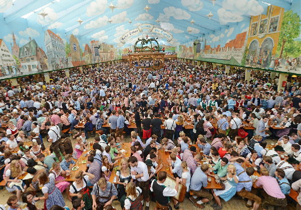  Lễ hội bia Oktoberfest 