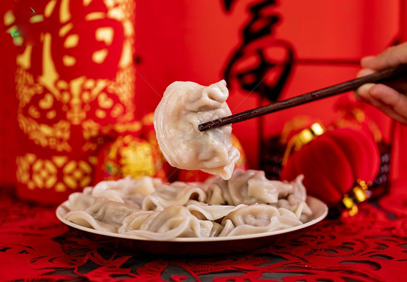 Ăn sủi cảo - món ăn truyền thống của người Trung