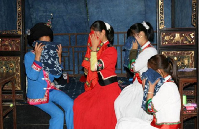 Tập tục "khóc gả" của cô gái Thổ Gia Trung Quốc trong ngày cưới của mình