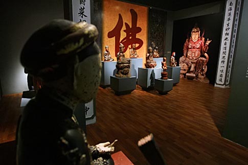 Những bức tượng Phật qu&yacute; gi&aacute; nhất tại Việt Nam