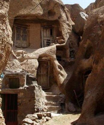 Lạ lùng ngôi làng "tổ mối" ở Iran