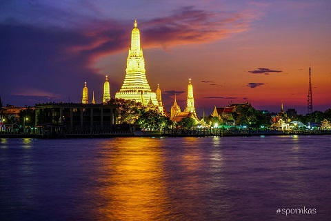 Wat Arun – Chùa Bình Minh bên bờ sông Chao Phraya