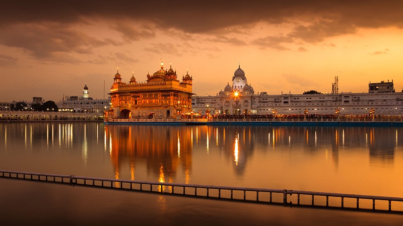 Ấn Độ cấm du khách chụp ảnh trong Đền Vàng