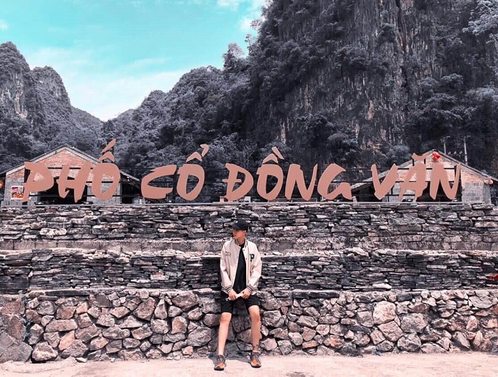 Phá đapr Phố cổ Đồng Văn trong tour du lịch Hà Giang