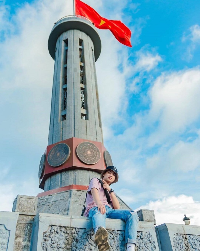 Cột cờ Lũng Cú tour du lịch Hà Giang