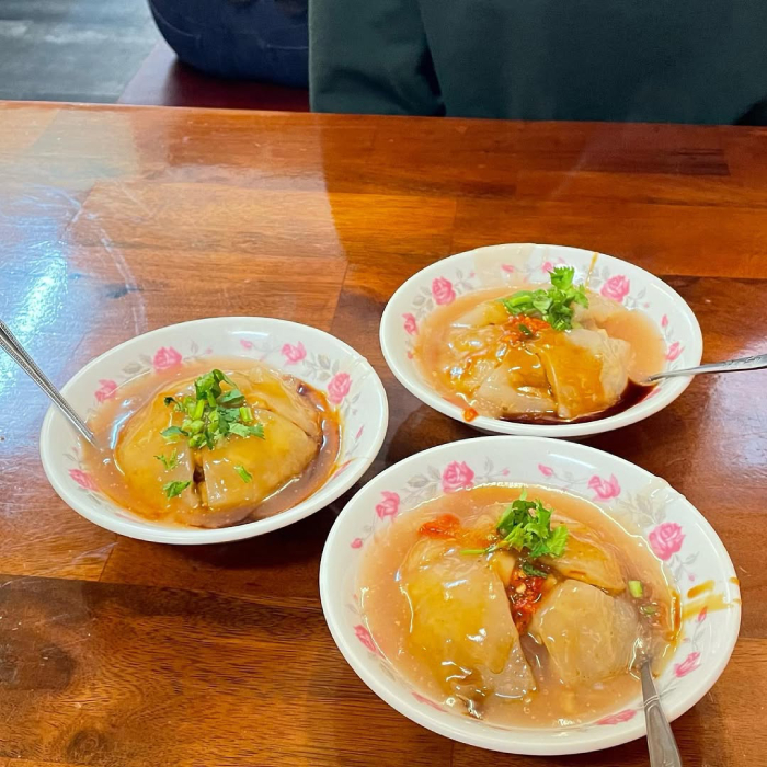 Món nhục viên mềm mịn nóng hổi