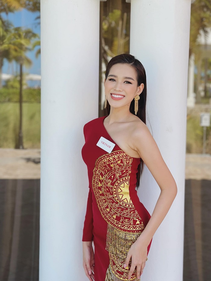 Hoa hậu Đỗ Thị Hà tham gia Miss World