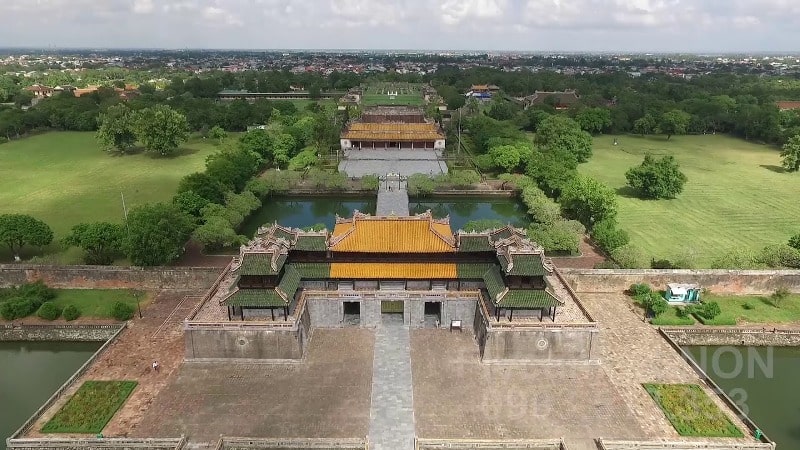 Những kinh th&agrave;nh xưa cũ thổi hồn v&agrave;o lịch sử Việt Nam