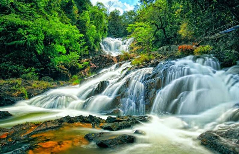 16 thác nước đẹp nhất Việt Nam từ Bắc vào Nam.