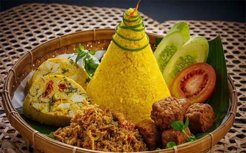 Độc đáo, lạ miệng với những món ăn của Indonesia