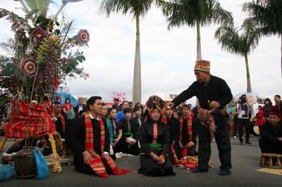 Rộn ràng lễ hội Xên lẩu nó của người Thái ở Sơn La