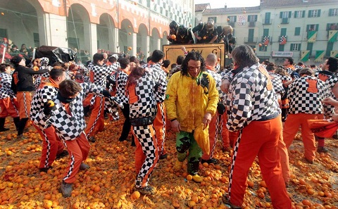 Trận chiến với những trái cam ở Italy