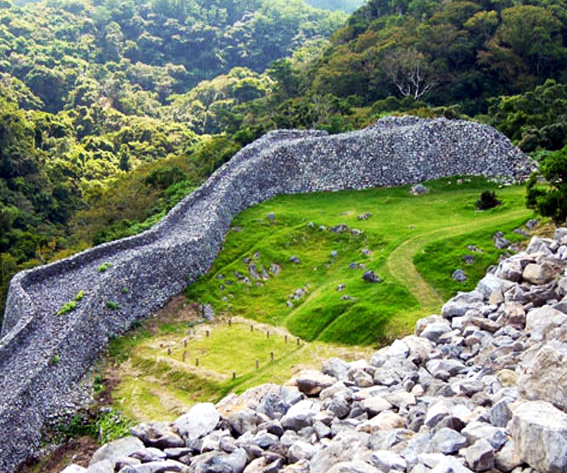 Đảo Okinawa lãng mạn và thơ mộng