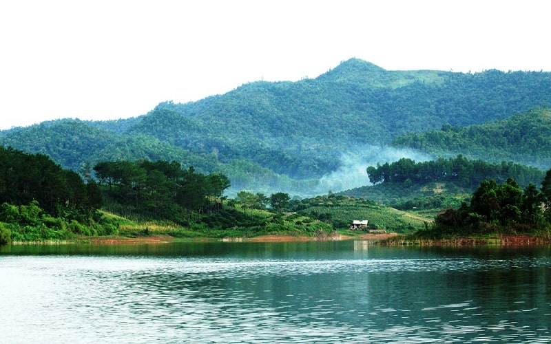 Kinh nghiệm không thể thiếu khi đi du lịch Hồ Khuôn Thần – Bắc Giang