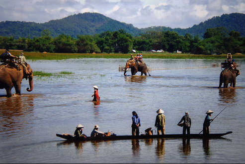 Hồ Lắk - huyền thoại trên cao nguyên đất đỏ