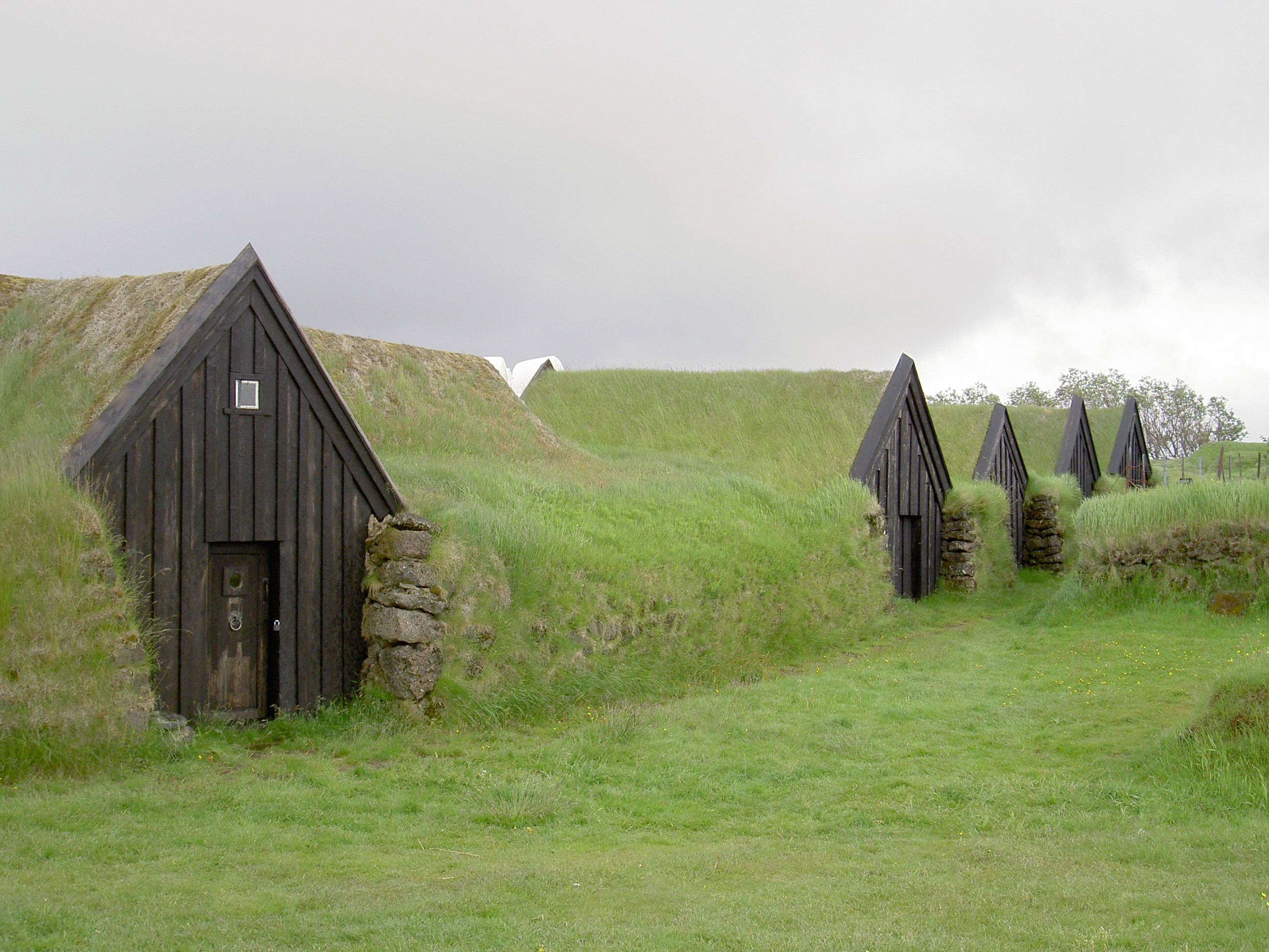 Dạo quanh xứ tuyết Iceland 