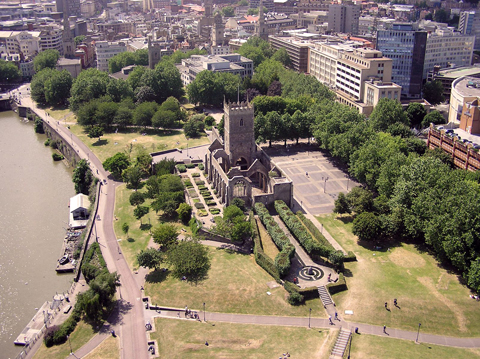 Th&agrave;nh phố Bristol 