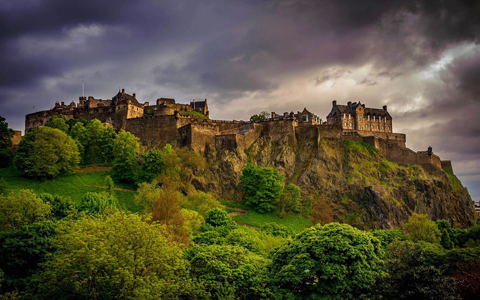 Th&agrave;nh phố Edinburgh