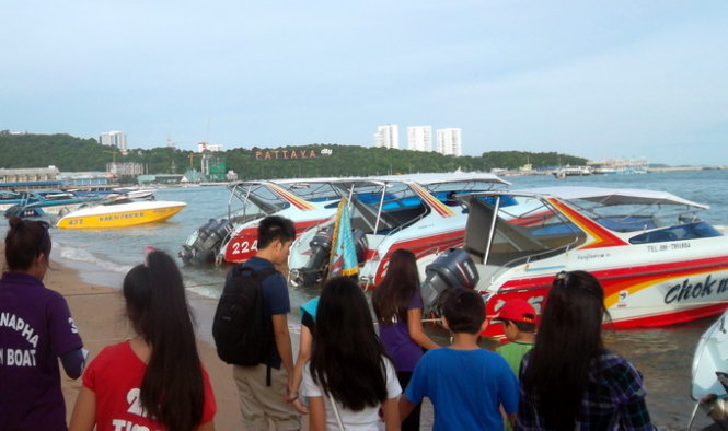 mua tour du lịch